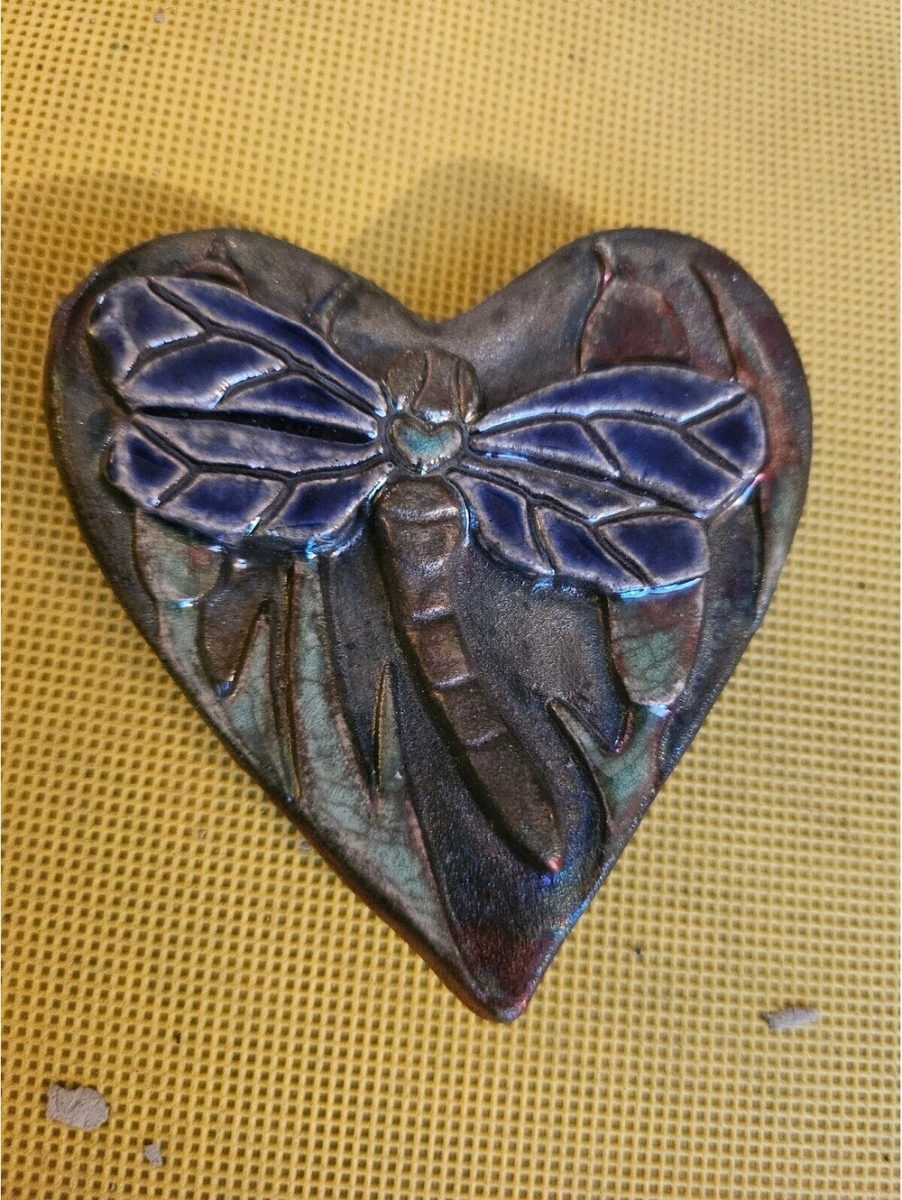 Raku Pottery Heart Dragonfy Iridescent Paperweight • Signed Jeremy Diller